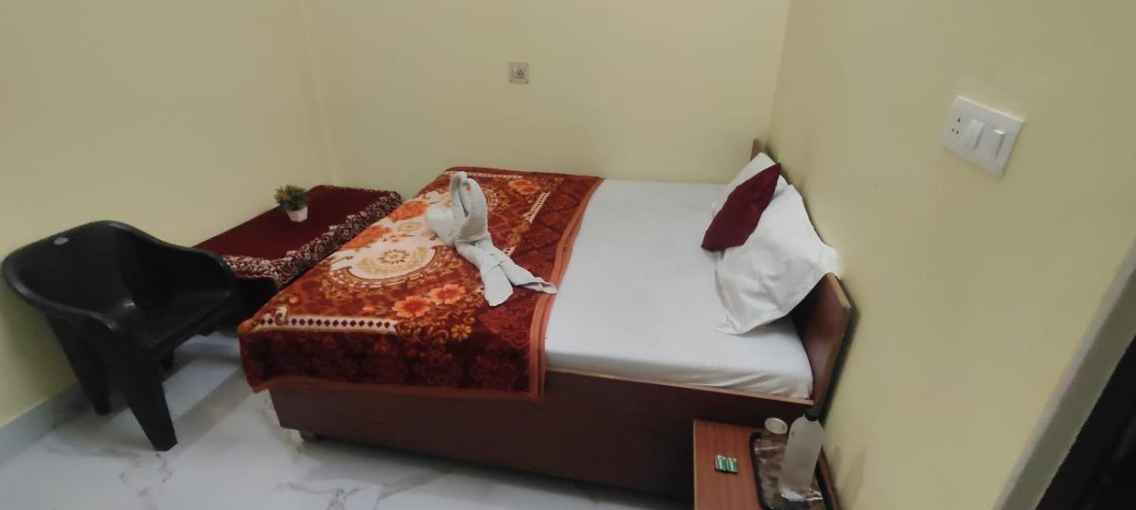 Jpm Guest House Varanasi Exterior foto