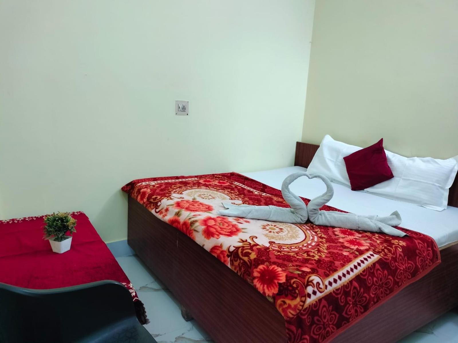 Jpm Guest House Varanasi Exterior foto