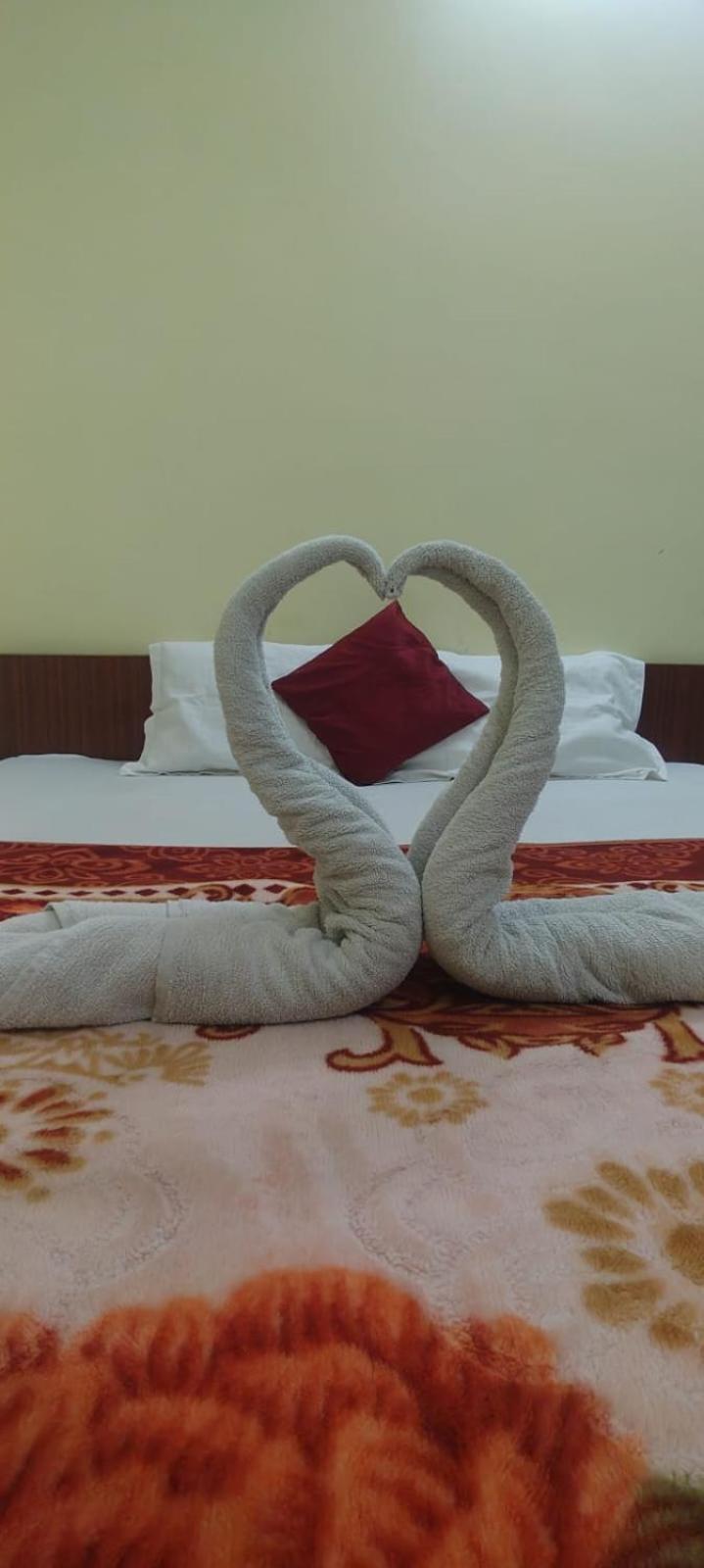 Jpm Guest House Varanasi Exterior foto