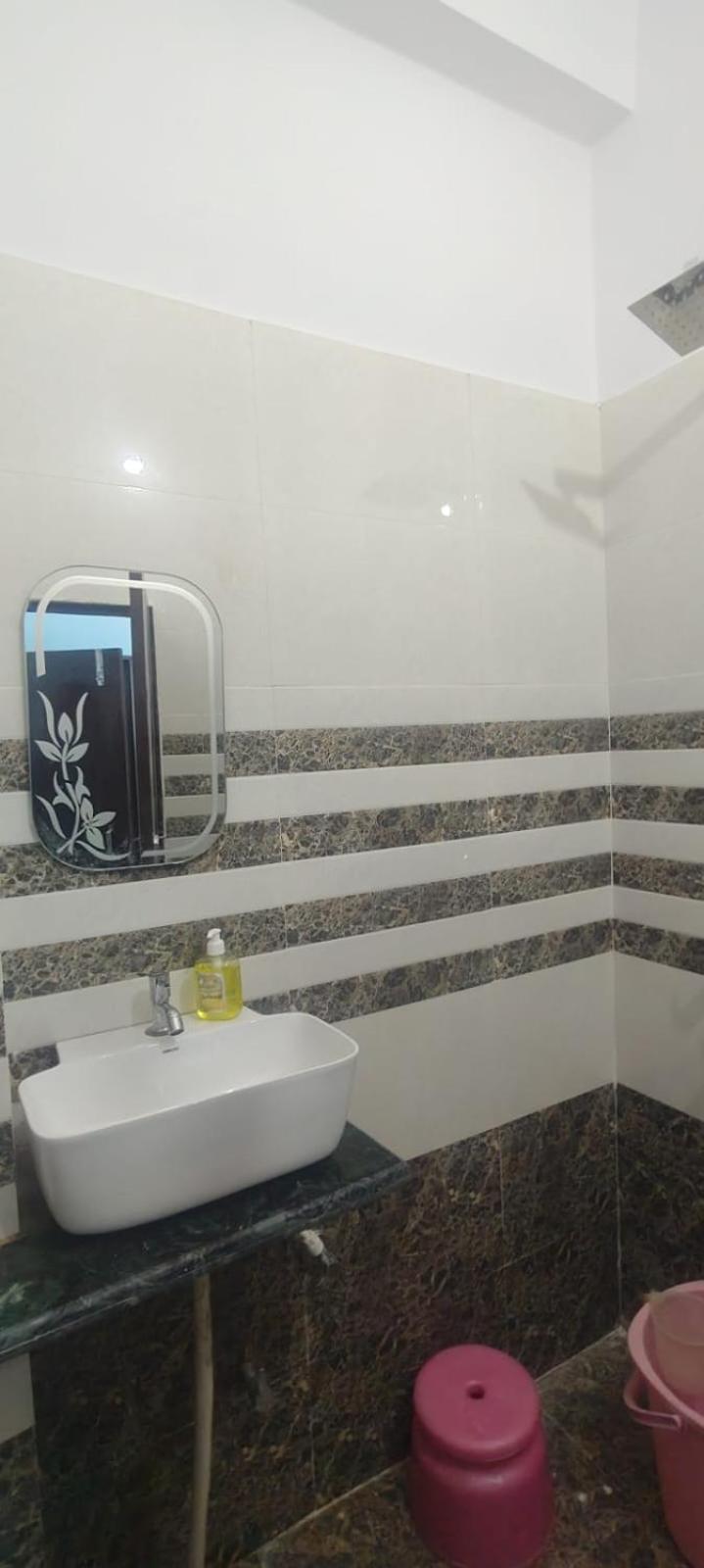 Jpm Guest House Varanasi Exterior foto